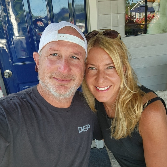 Meet your Posher, Andrea - Picture 1 of 1